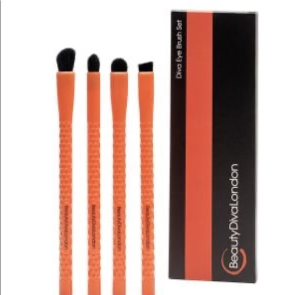 BEAUTY DIVA LONDON | Diva Eye Brush Set - Picture 1 of 3